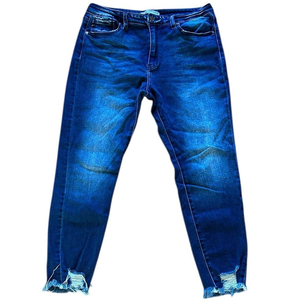 KanCan Distressed Ankle Jeans